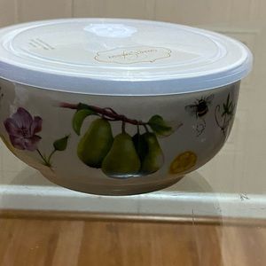 - Brand new Grace Pantry Bowl With Lid 5”